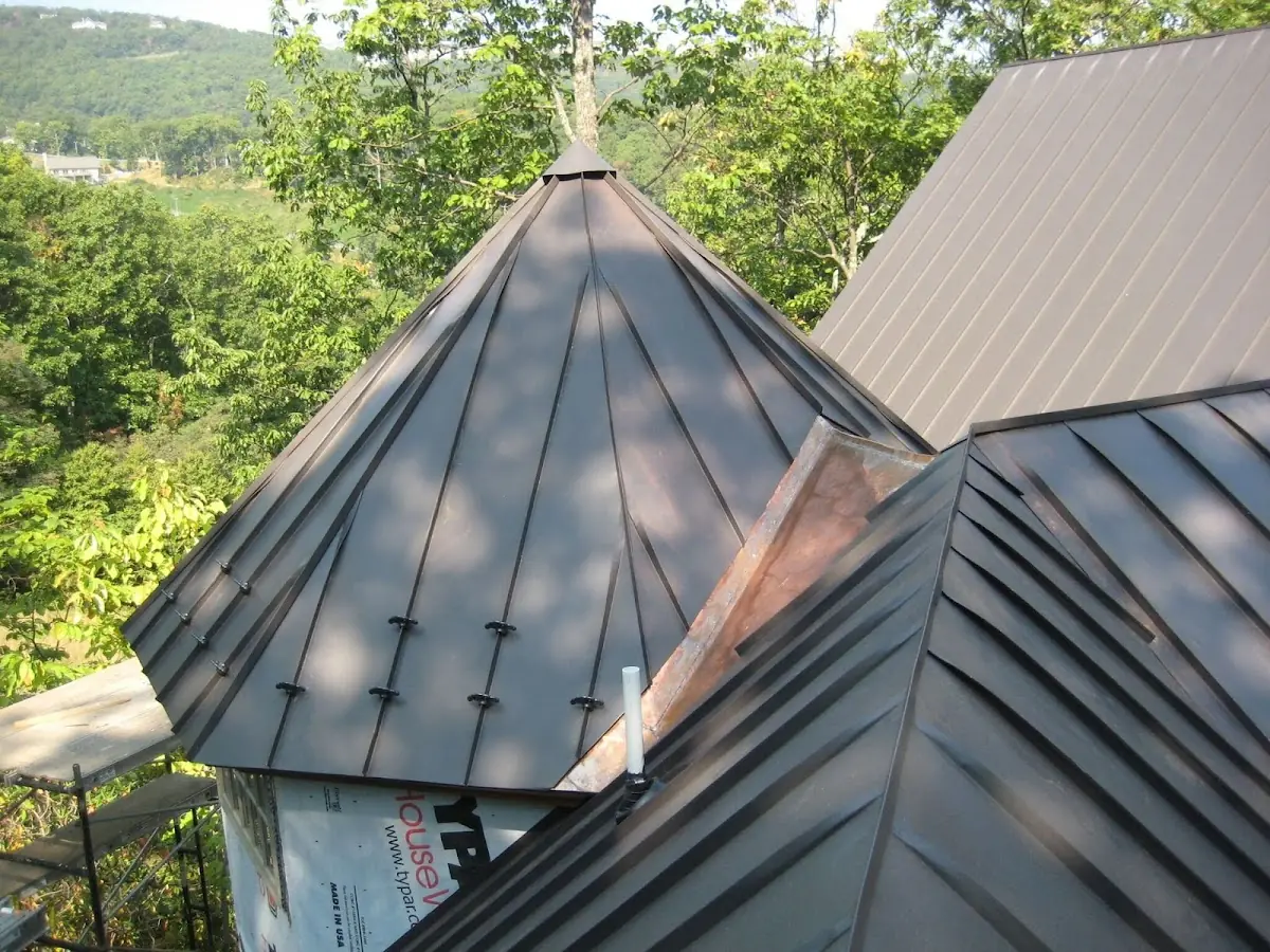 Professional Gutter Cleaning by Craftsman Roofing in Logan Creek Estates